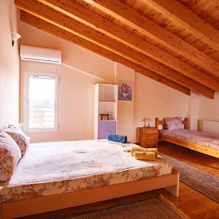 Harmony - Roussis Ferienhaus *
