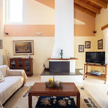 Harmony - Roussis Ferienhaus *